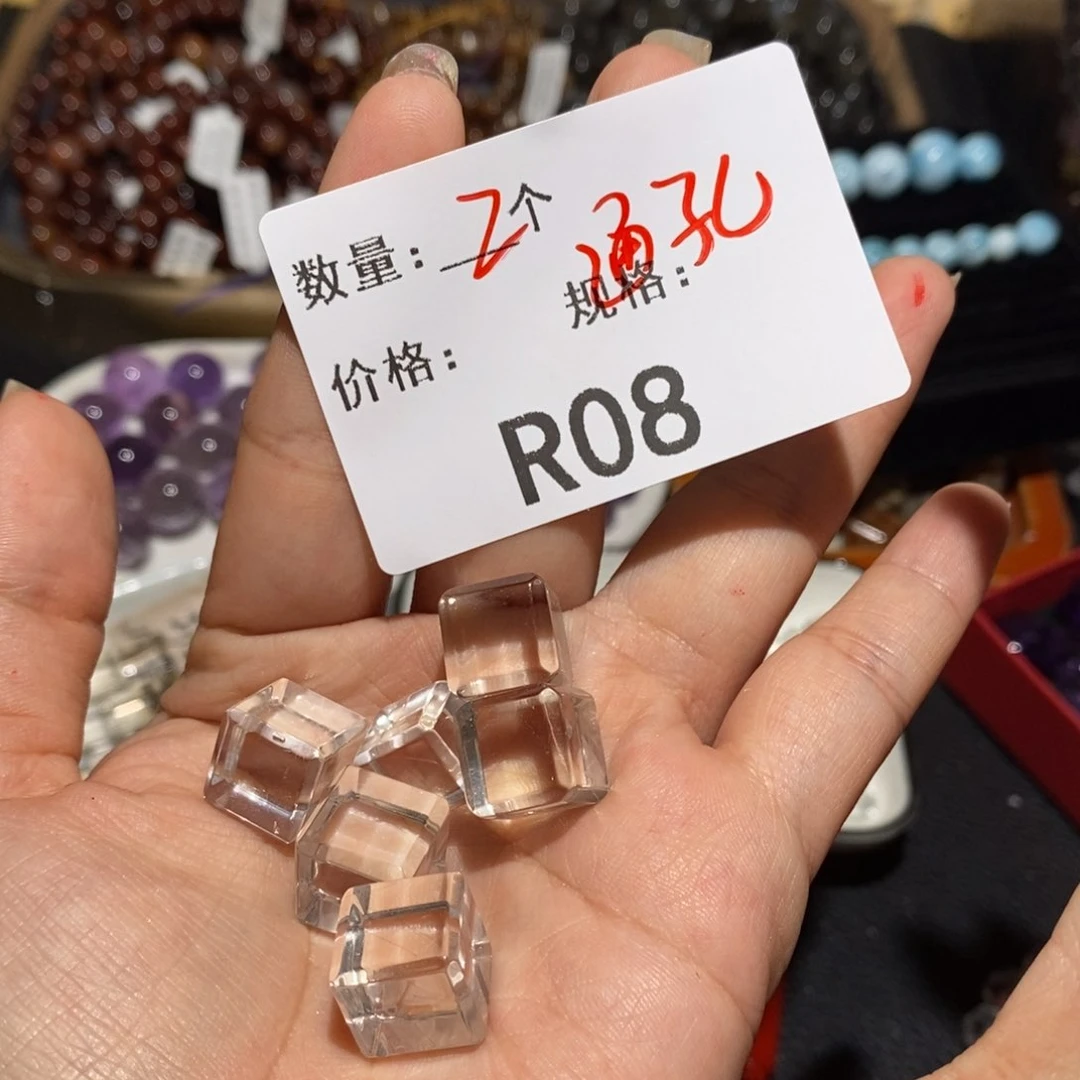 未镶嵌颈饰水晶多样化大小不一发2个08