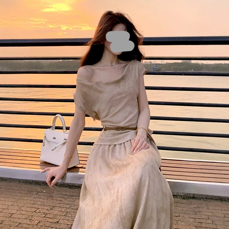 2025新款气质城市复古学院风波西米亚少女高质感女主度假风两件套