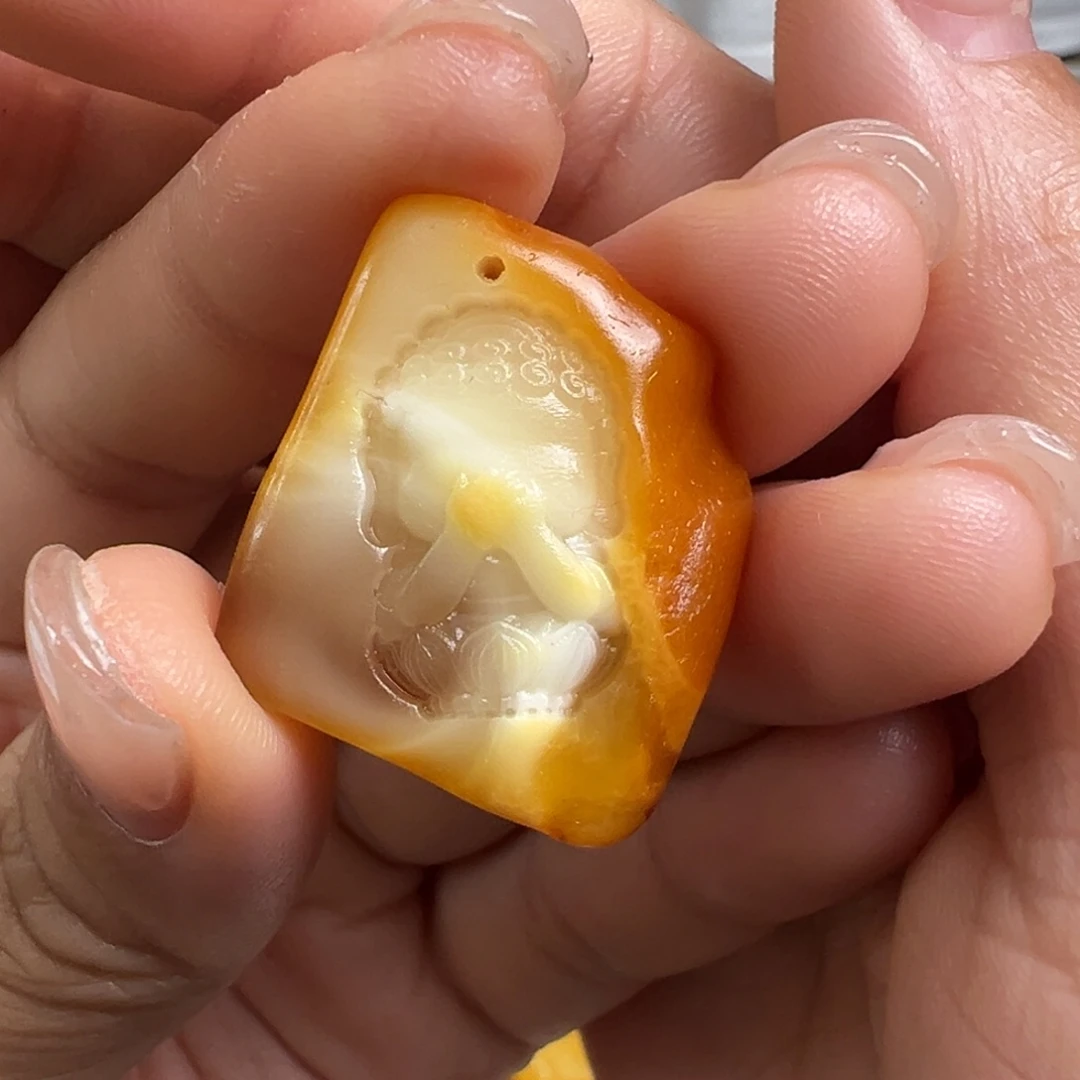 裸石蜜蜡未镶嵌微瑕