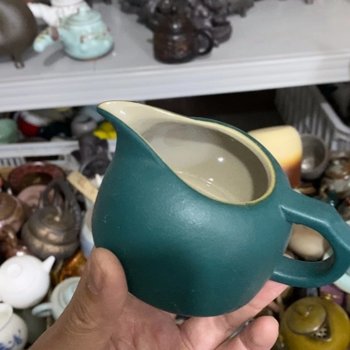 陶瓷艺术品及陶瓷壶
