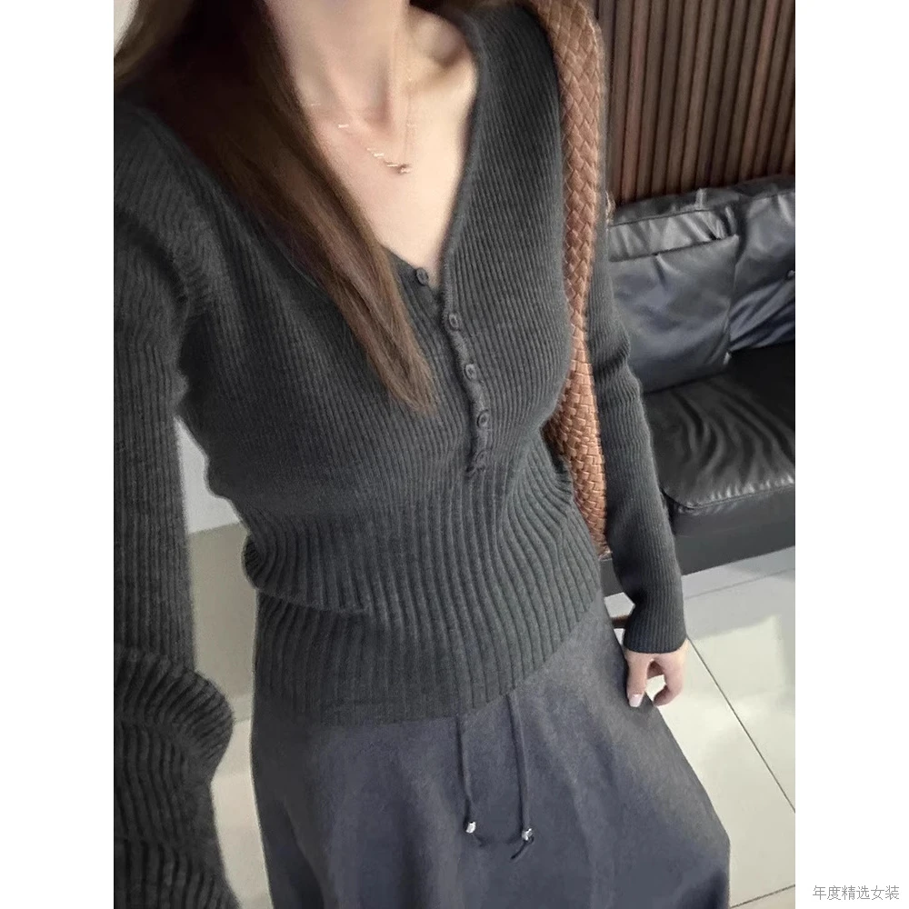 灰色V领长袖针织打底衫女春秋冬2025新款韩系高级感收腰内搭上衣