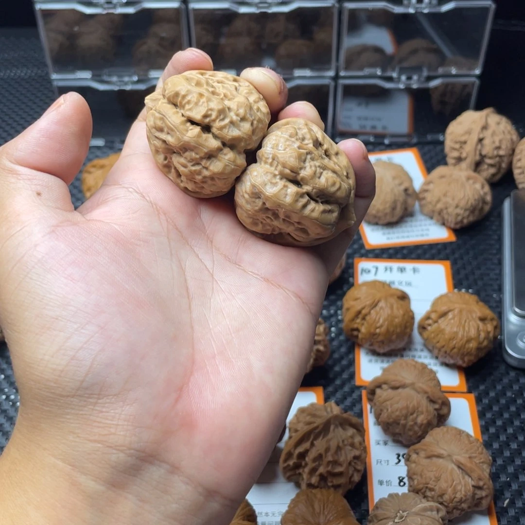 把件文玩核桃蛤蟆三角40边42肚