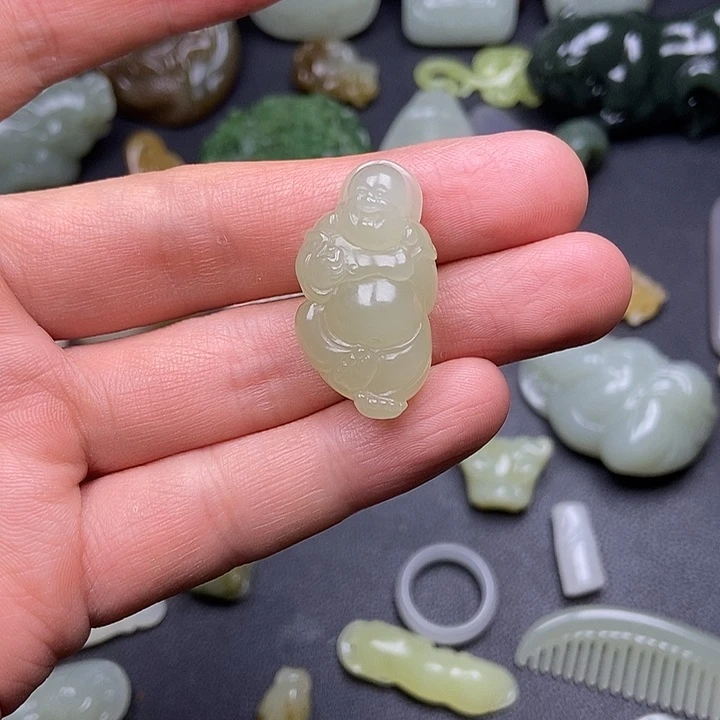 未镶嵌和田玉挂件