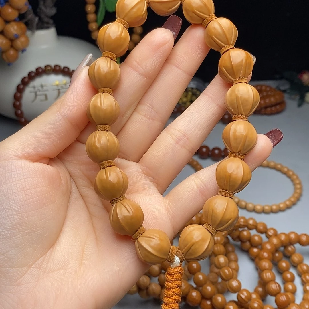 吊坠文玩核桃猴头铁核