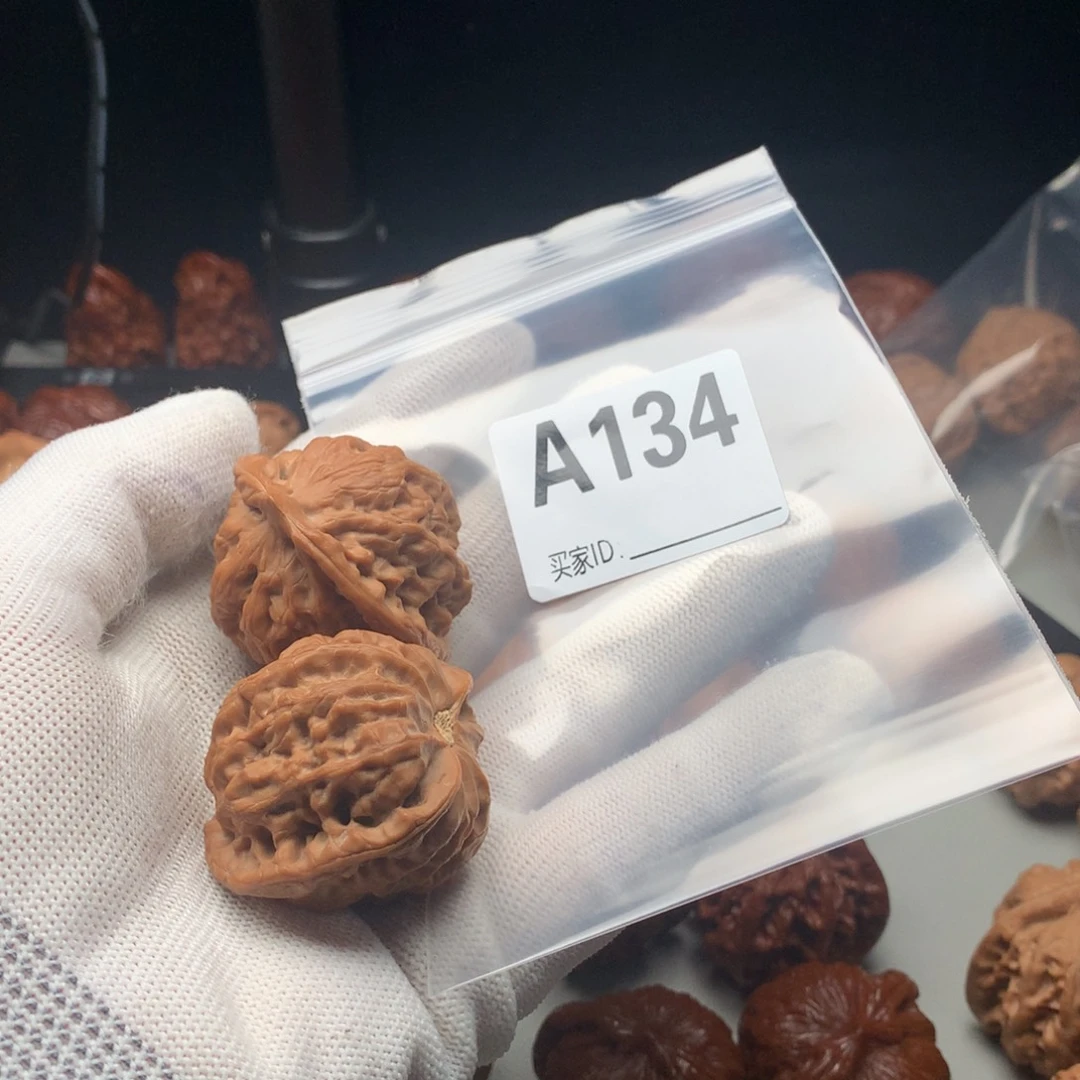 ****觉核桃盘山佛肚核桃134