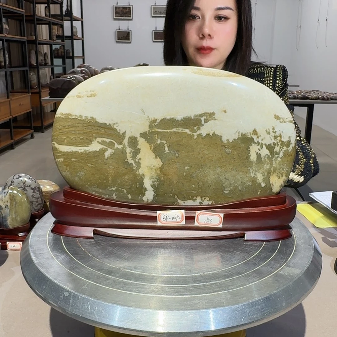 26×17×3 长江画面石摆件