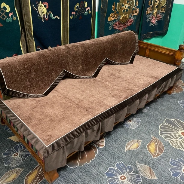 纯色毛绒藏式床家用