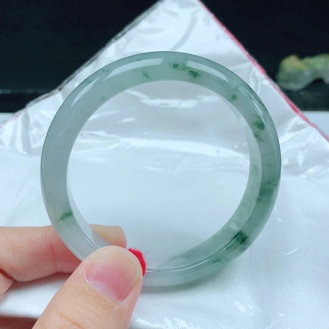 未镶嵌手镯翡翠52