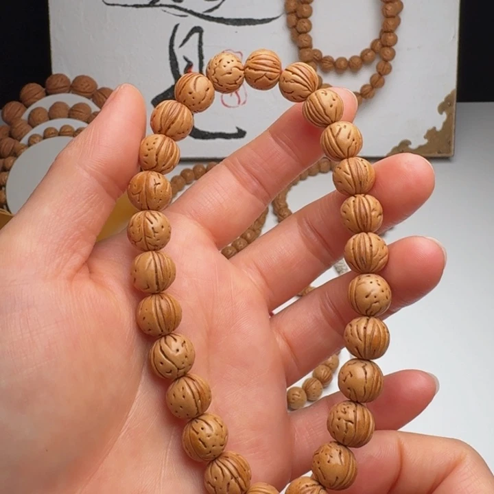 手串桃核10➕奶油皮奶豆
