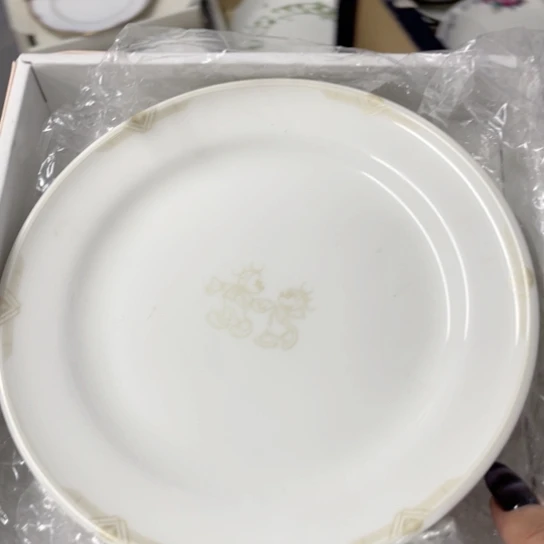 F****金葡萄瓷器欢迎您