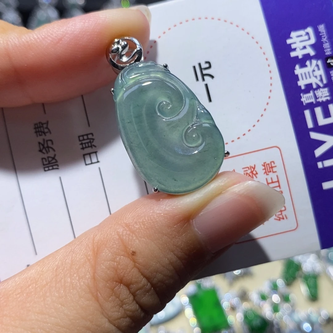 颈饰未镶嵌翡翠翡翠