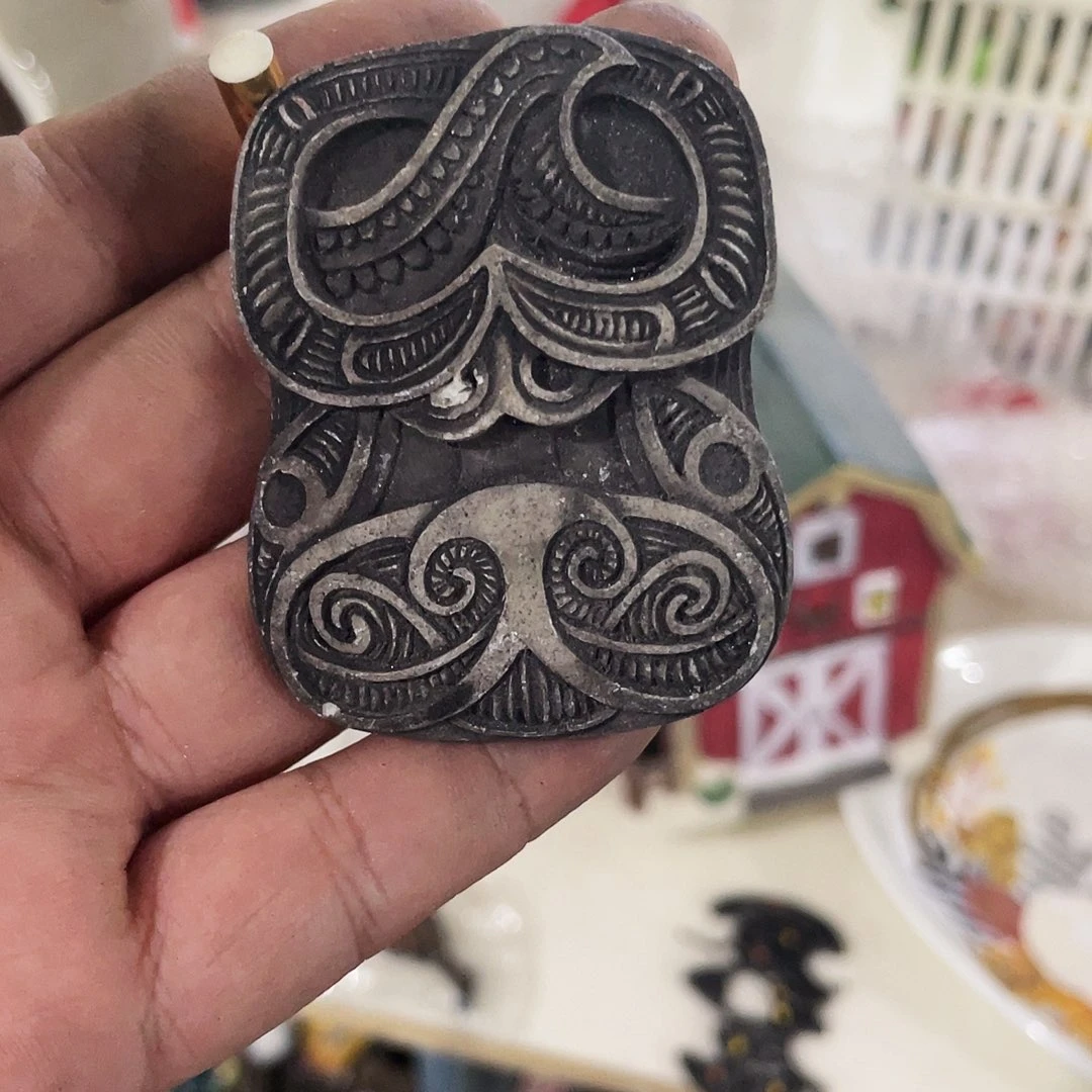 摆件凌****式微瑕。