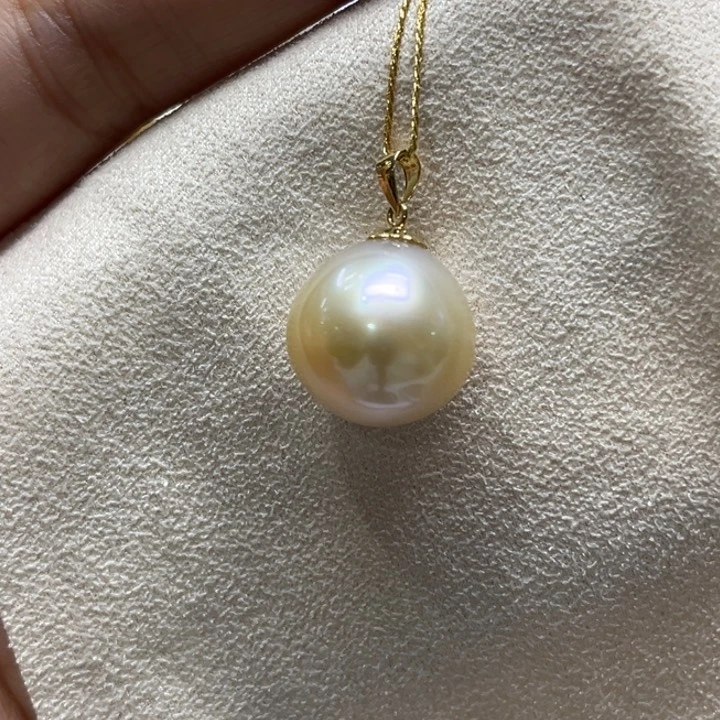 18K金镶嵌吊坠(不含链)海水珍珠15.1mm47号
