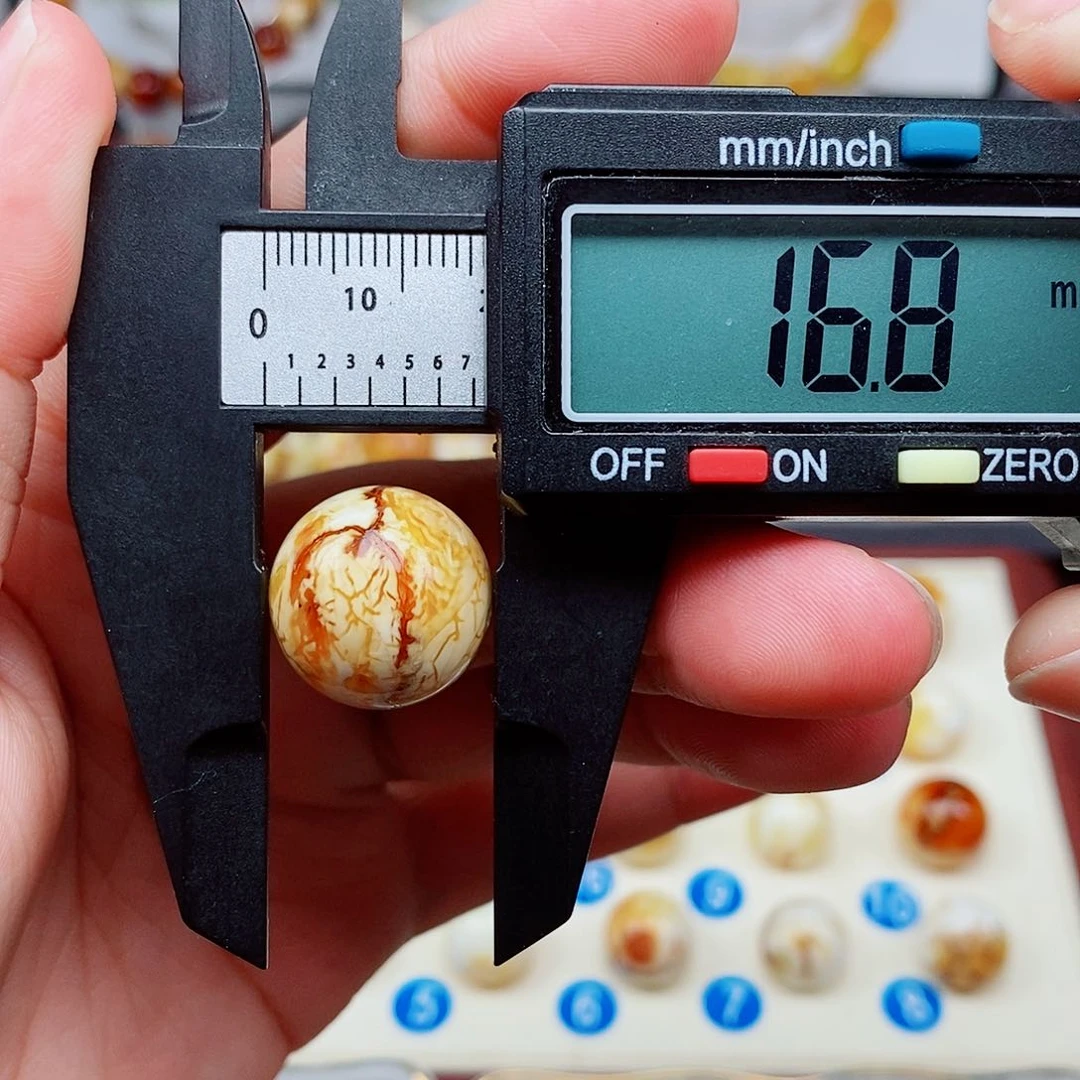 未镶嵌琥珀裸石蜜蜡