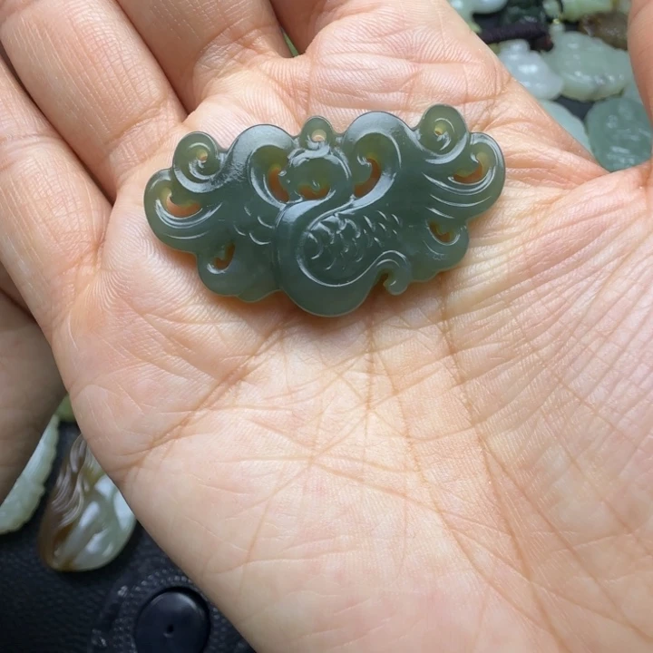 和田玉未镶嵌珠宝奇石