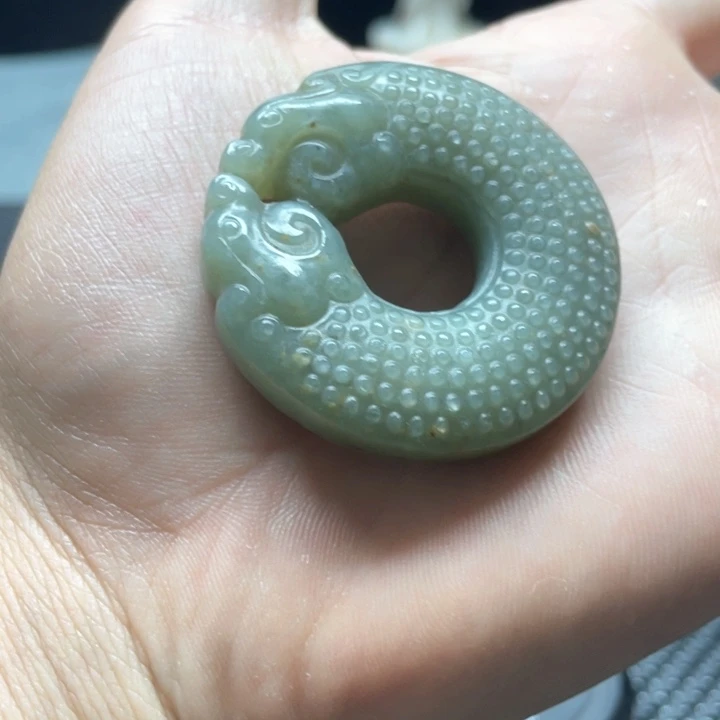 和田玉（糖玉）未镶嵌挂件