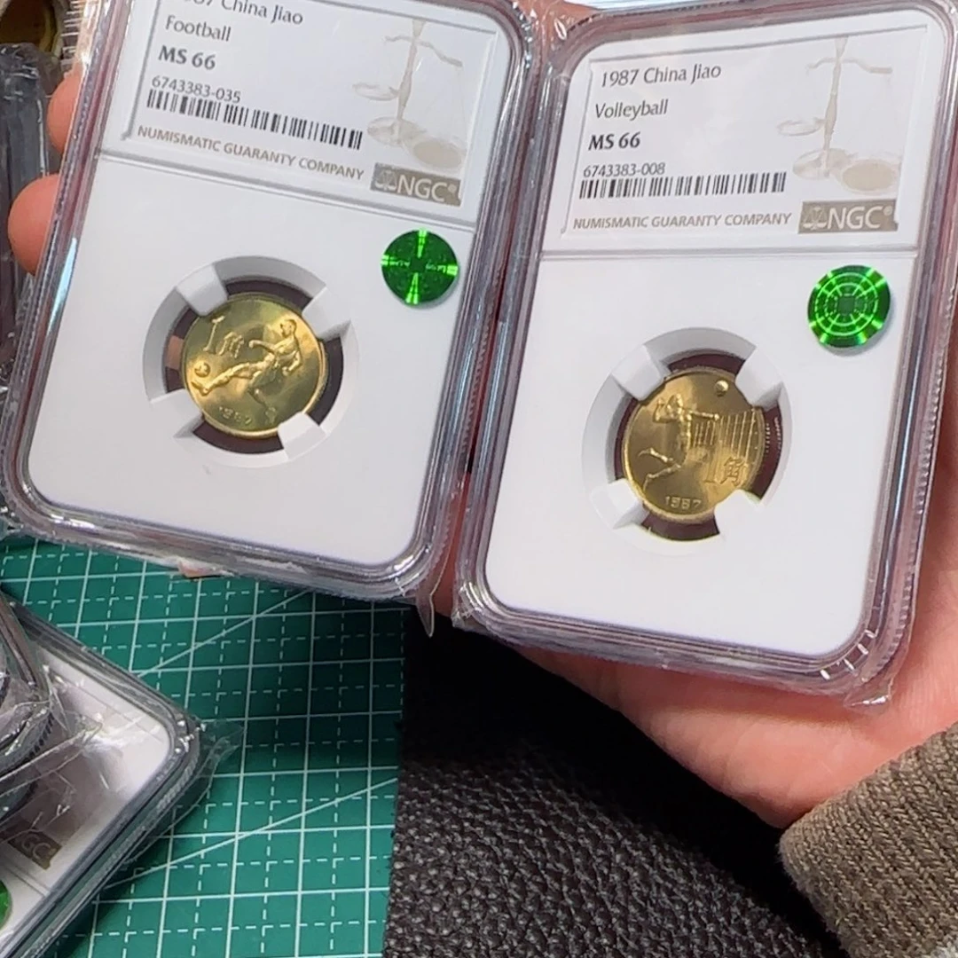 其他普通金属风*N盒66分足球+女排