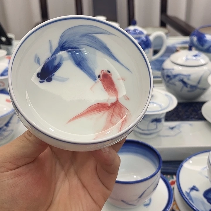 弓***正手工手绘陶瓷作品