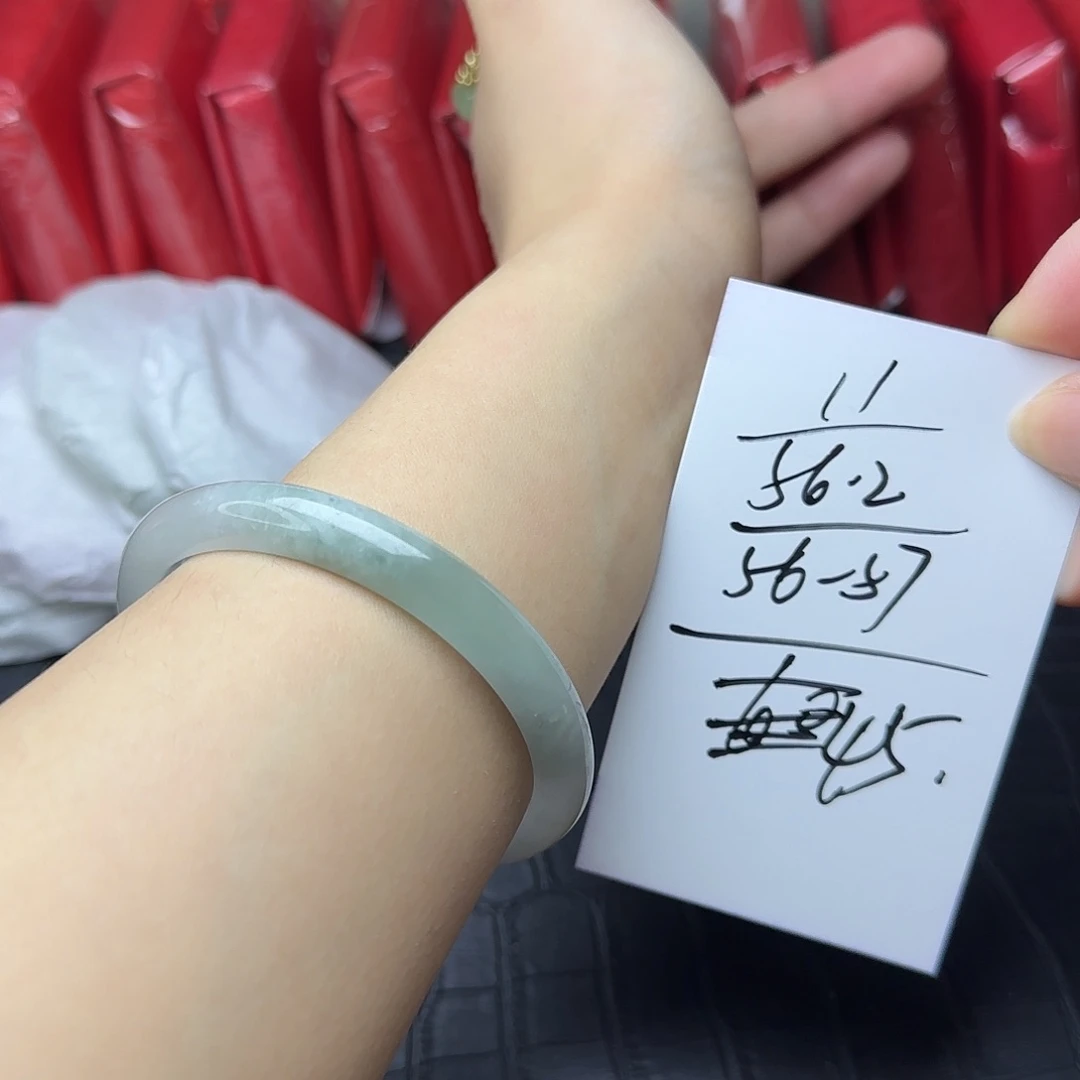 未镶嵌手镯翡翠11