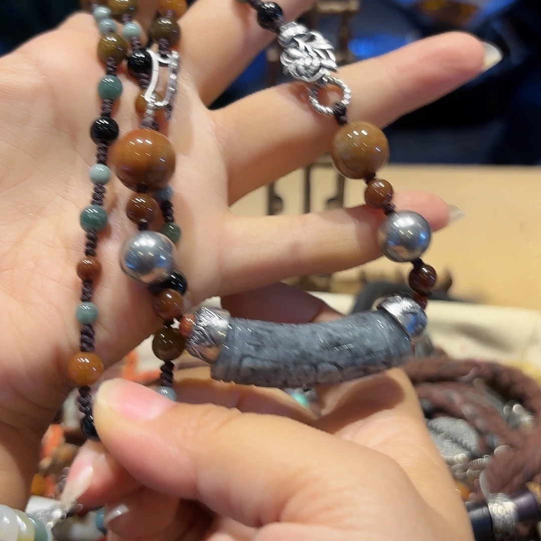 翡翠未镶嵌颈饰原创