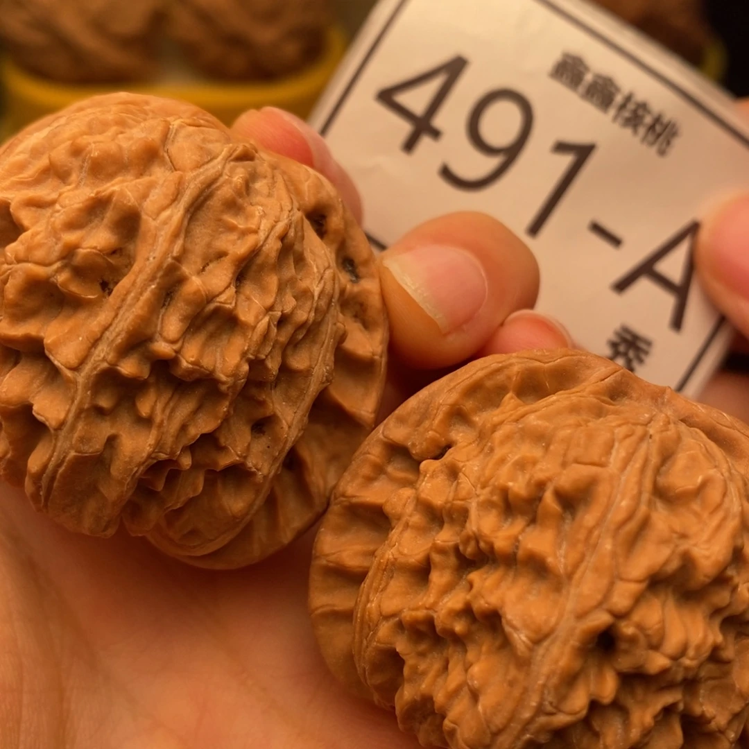 乖***文玩核桃把件白狮子45……