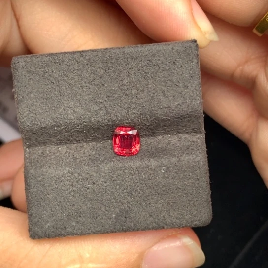 裸石尖晶石天然无烧绝地武士尖晶石0.64ct