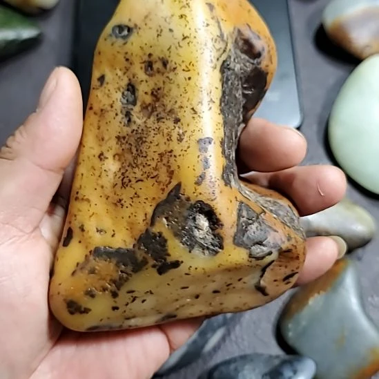 未镶嵌和田玉把件