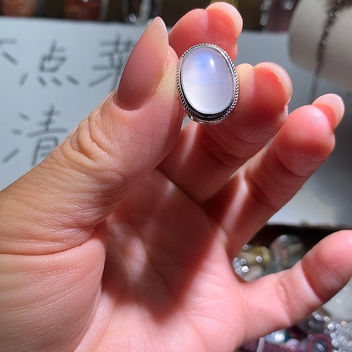 颈饰水晶未镶嵌水晶