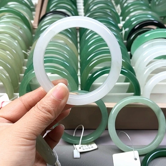 未镶嵌手镯东陵石猪***球