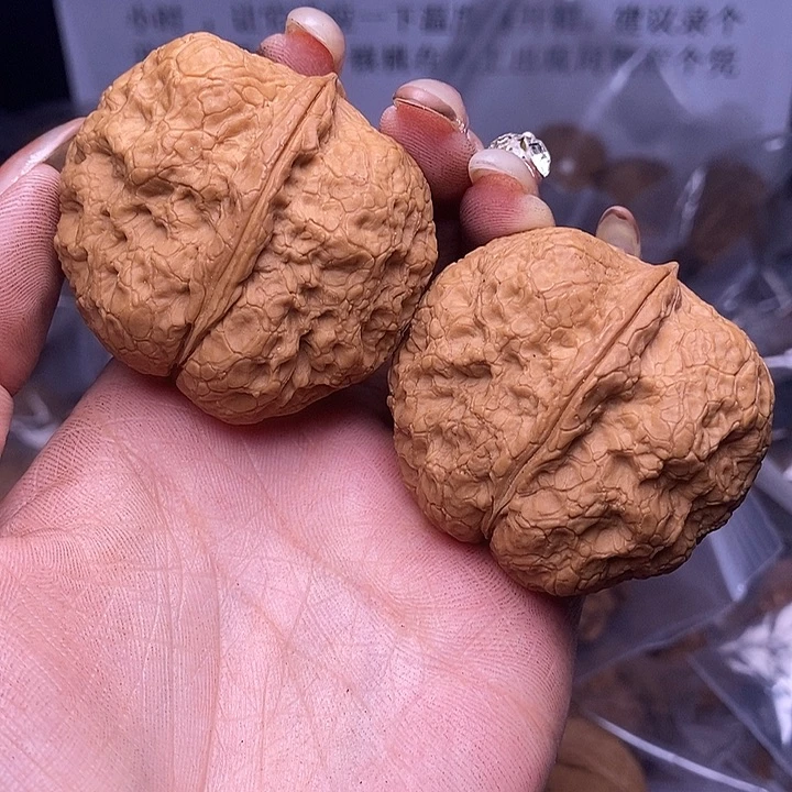 上***衡核桃云南野生铁核桃201号47mm