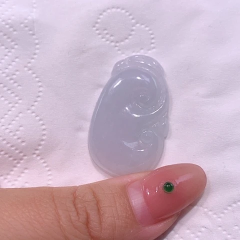 颈饰未镶嵌翡翠如意