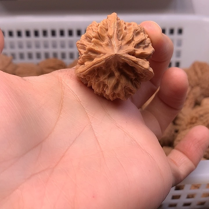 青***水文玩核桃吊坠文玩核桃