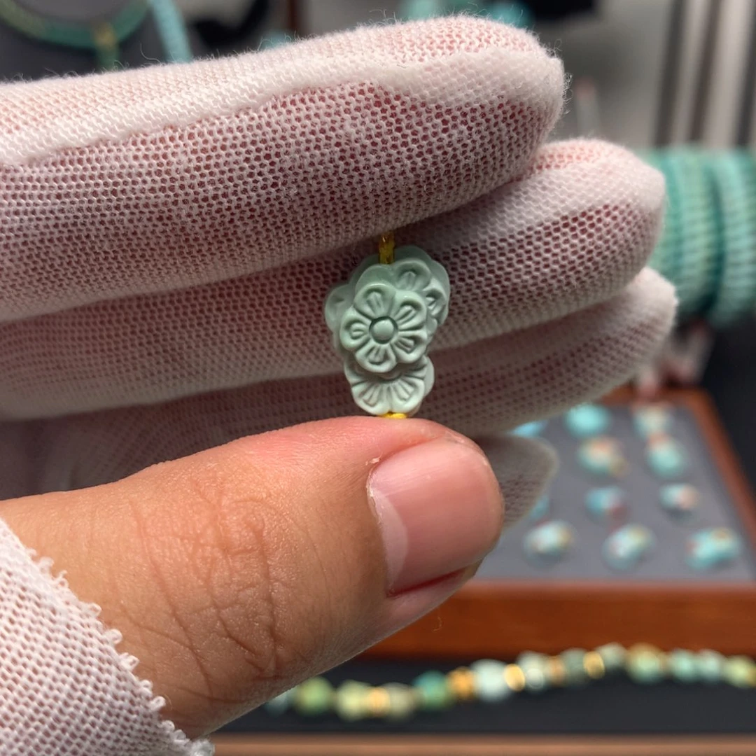 未镶嵌绿松石珠宝奇石