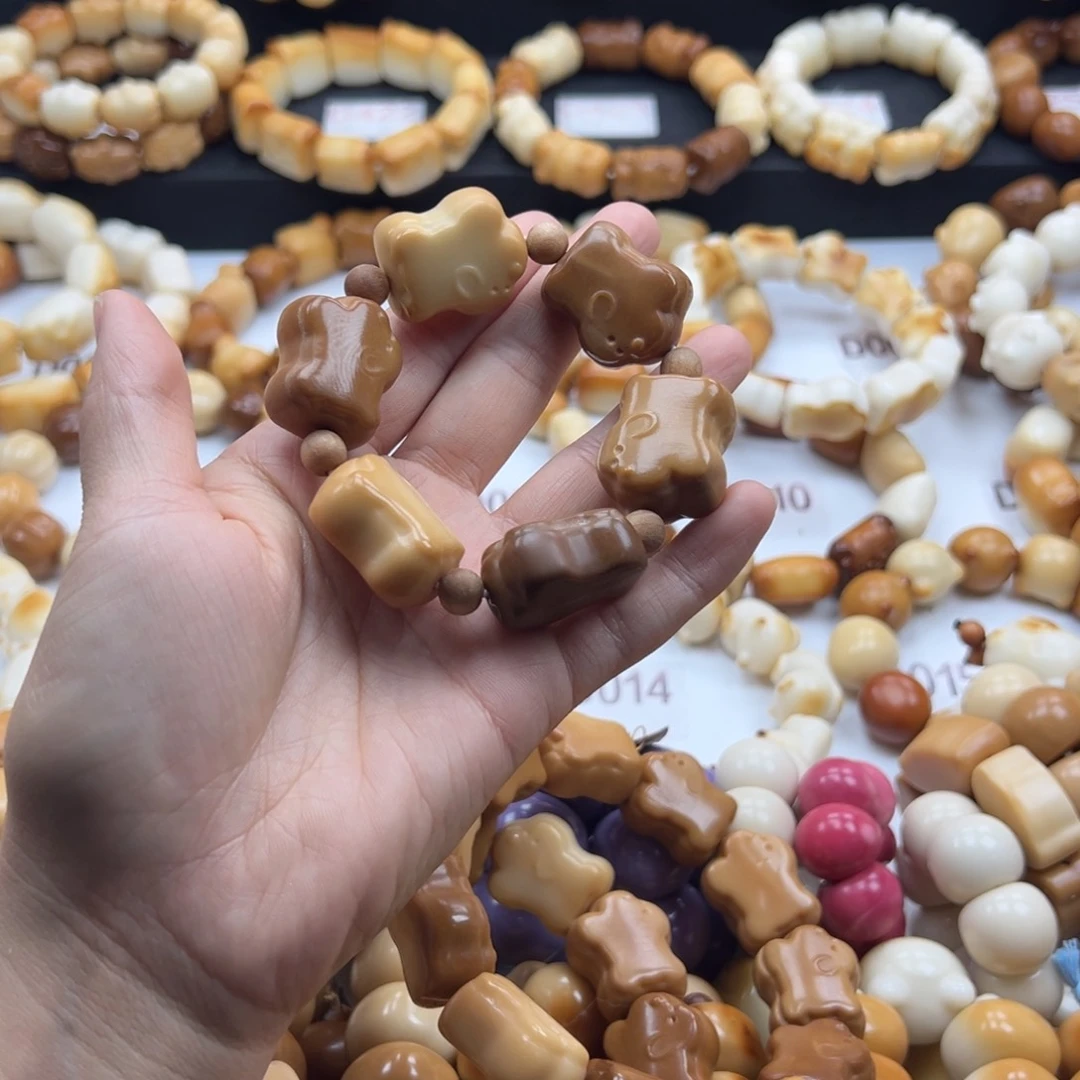 吊坠白玉菩提微微瑕27