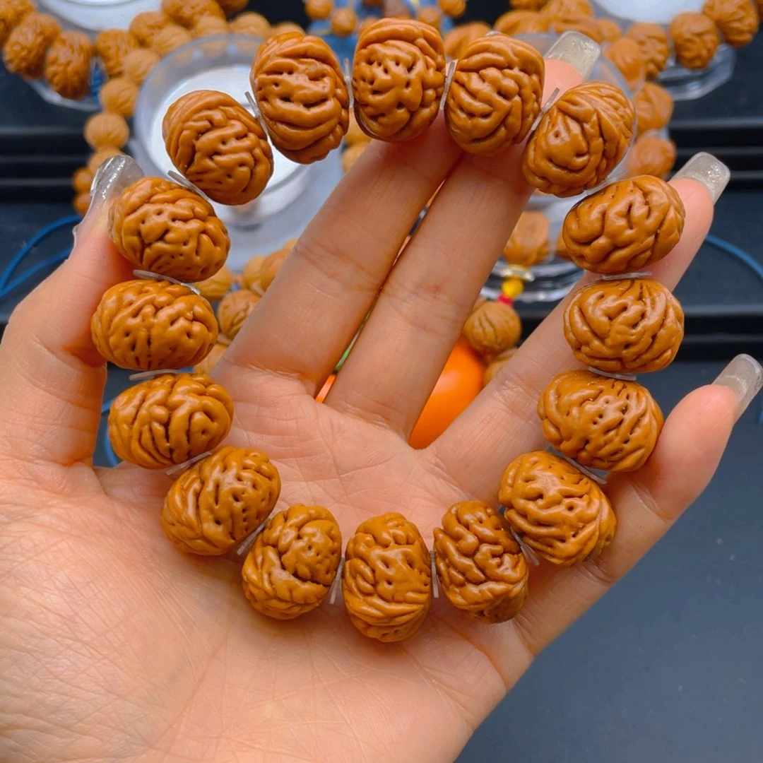 桃核手串日****）见健健康康平平安安9