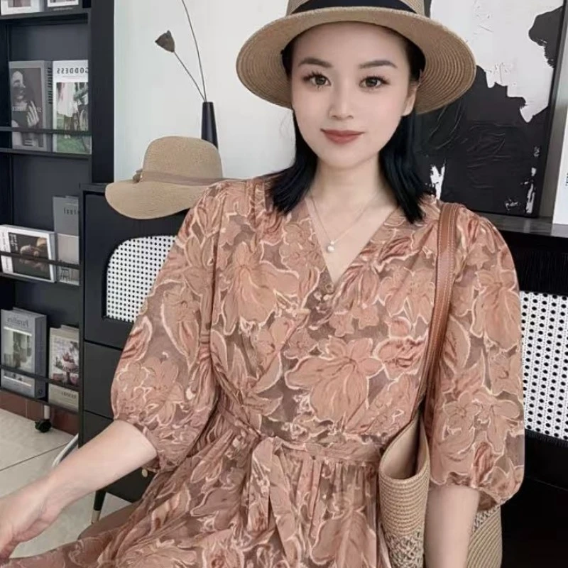 77619-NN-新款氛围感系带收腰中长款印花连衣裙V领灯笼袖显瘦气质