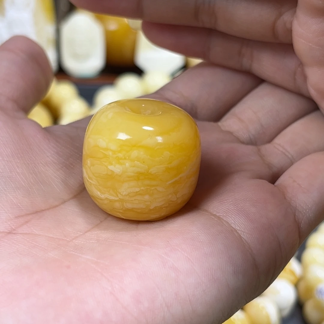 琥珀未镶嵌手串墩子