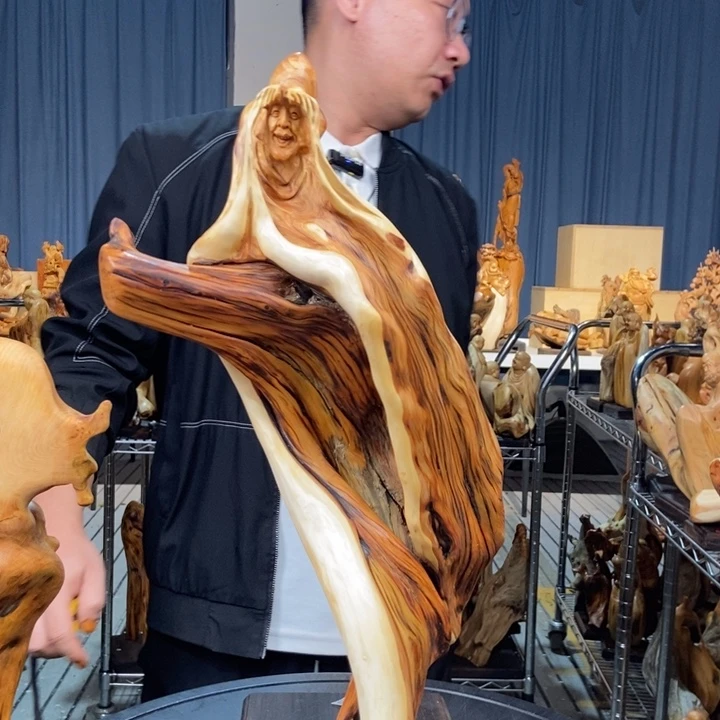 柏木（崖柏）随型摆件