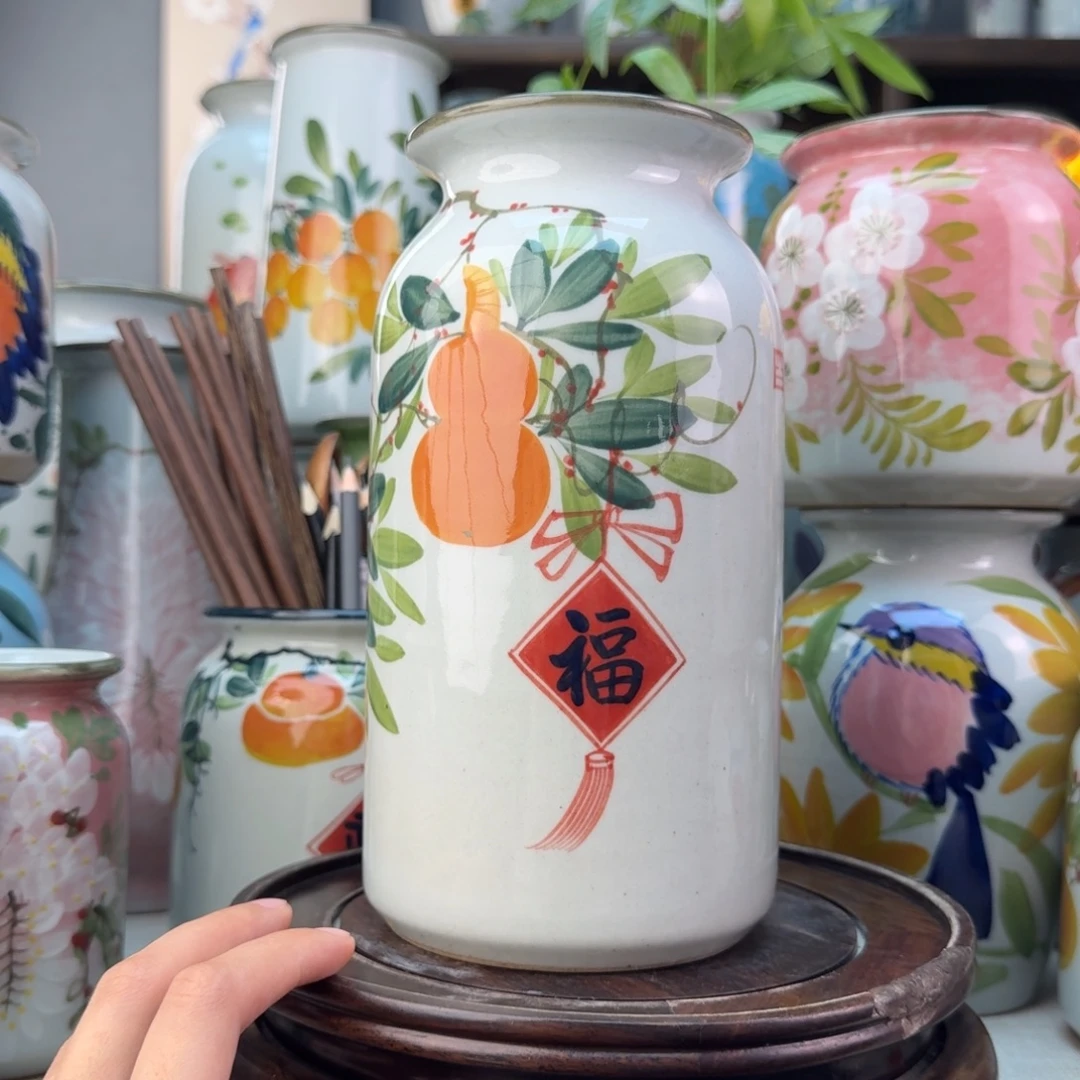 景德镇纯手绘陶瓷花瓶