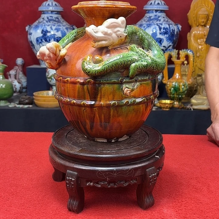 瓷片