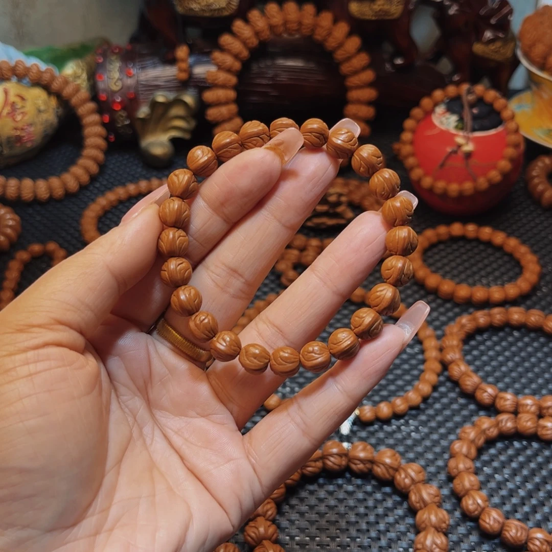 z***.桃核手串0.95顶级九五至尊单圈