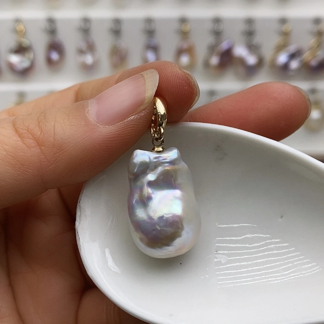 颈饰未镶嵌淡水珍珠