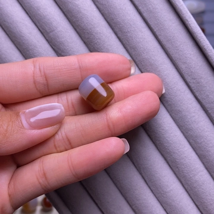 0***7玛瑙/玉髓颈饰未镶嵌