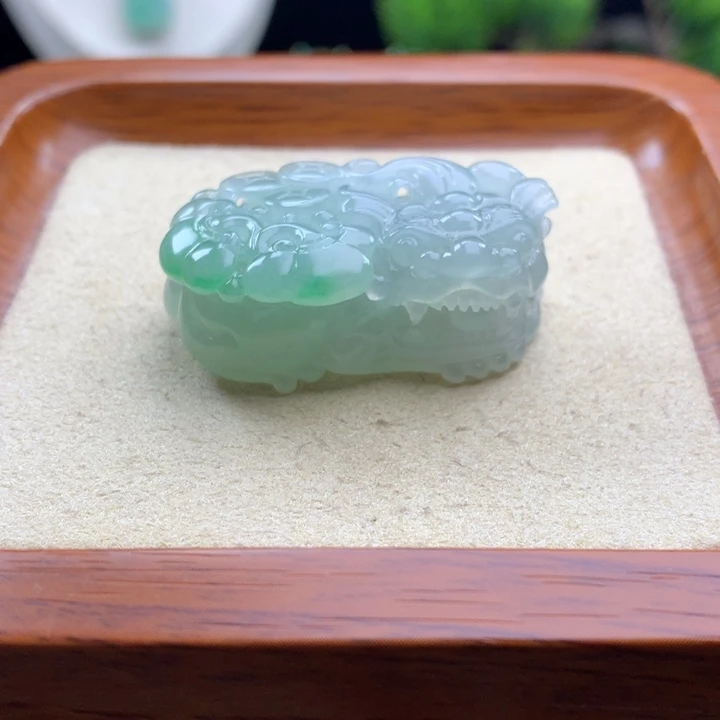 翡翠未镶嵌颈饰貔貅20