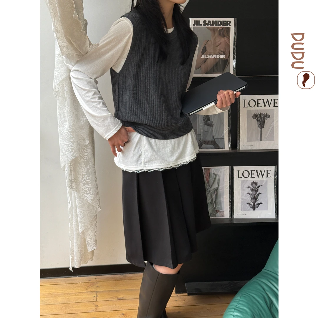 韩系高品质精梳棉亲肤针织背心春季新款百搭叠穿马甲U型吊带背心