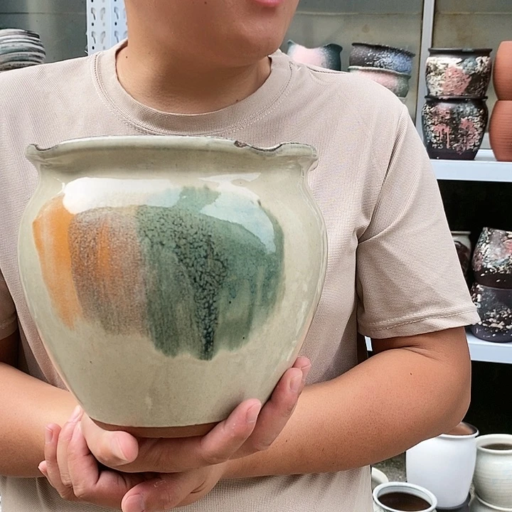 紫砂花盆口20高18瑕疵