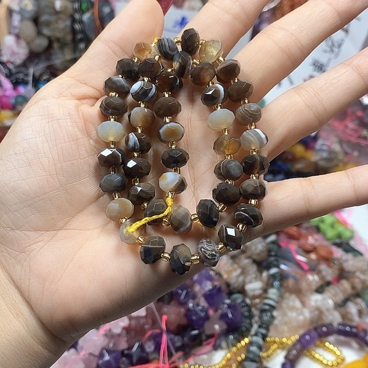 玛瑙/玉髓未镶嵌珠宝半成品玛瑙切面车轮卡9.5