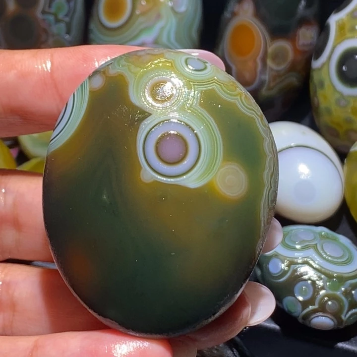 玛瑙/玉髓未镶嵌珠宝奇石85