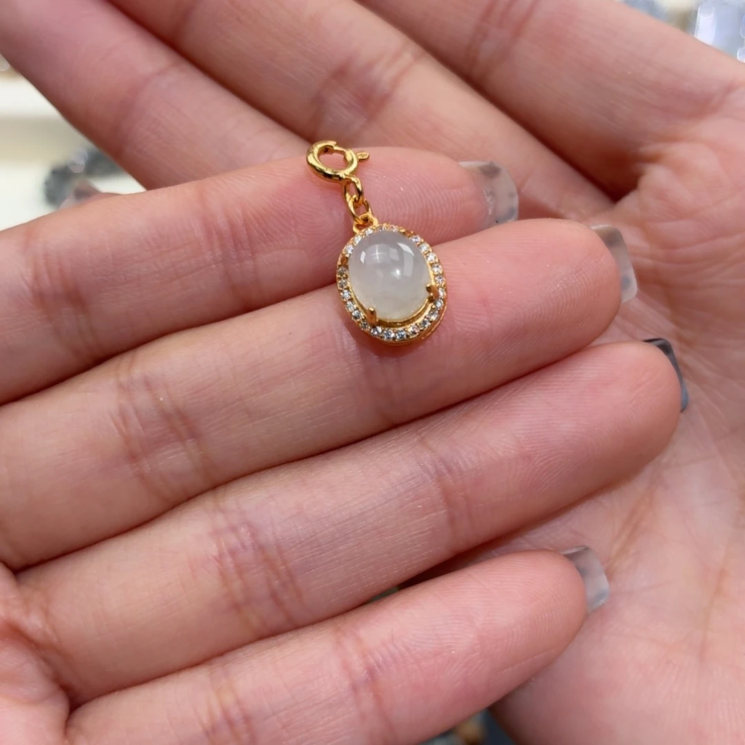 翡翠银S925镶嵌颈饰滴流