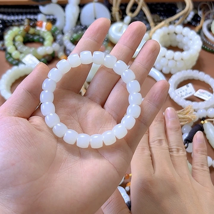 和田玉未镶嵌手串